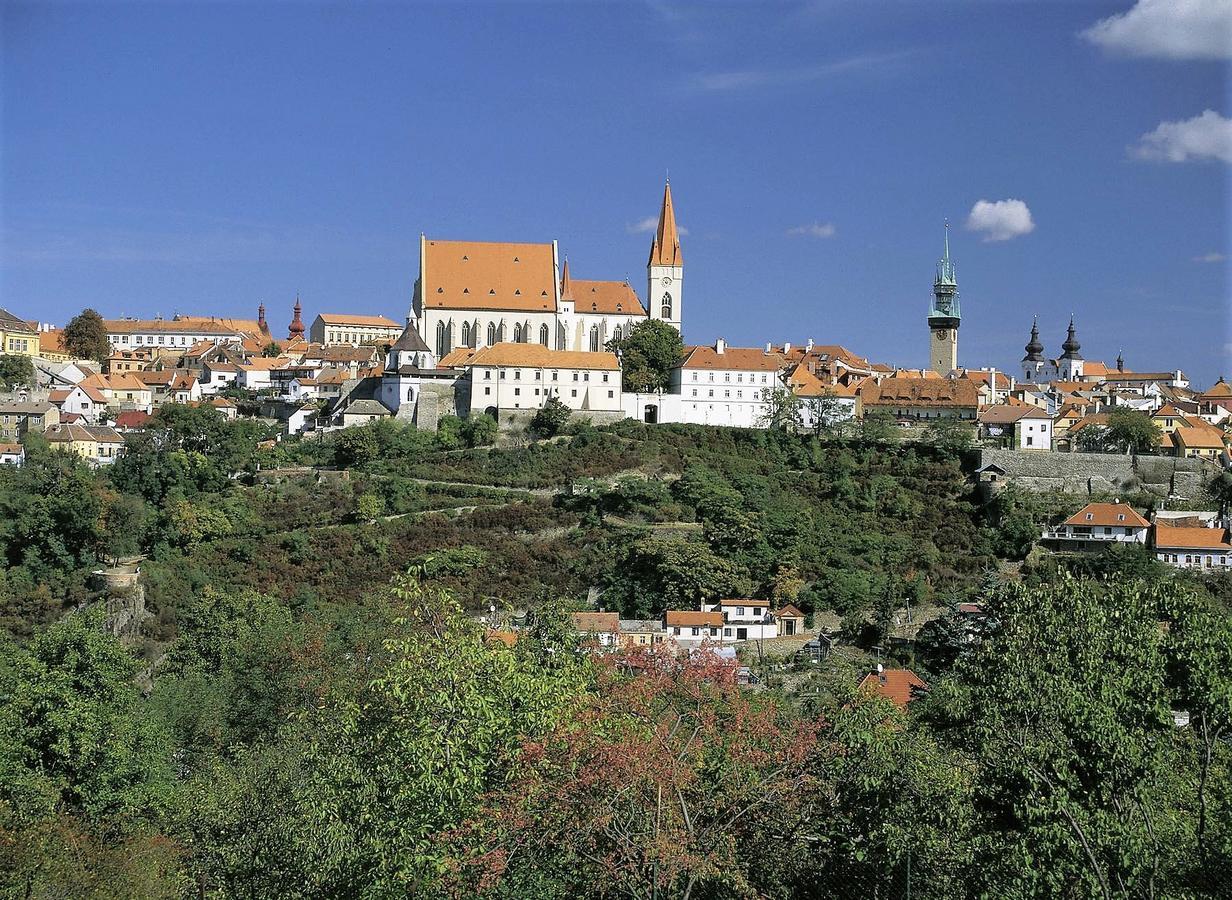 Vas Sklep - Vinny Sklep A Penzion Znojmo Exteriör bild